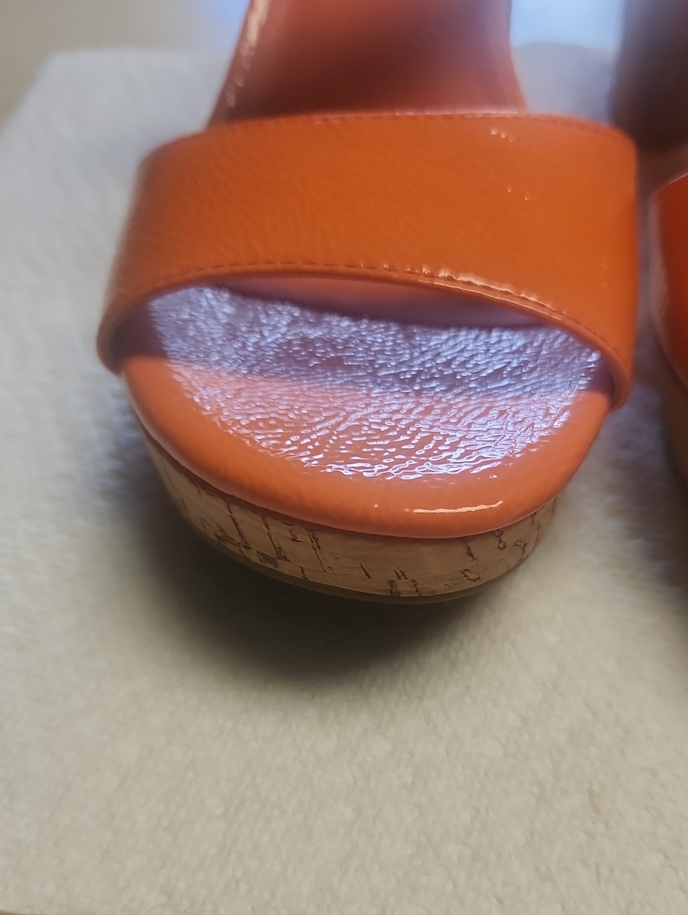 Kenneth Cole Reaction Orange Patent Block Heel Sandals, Women's Size 7.5, GUC - Picture 4 of 9